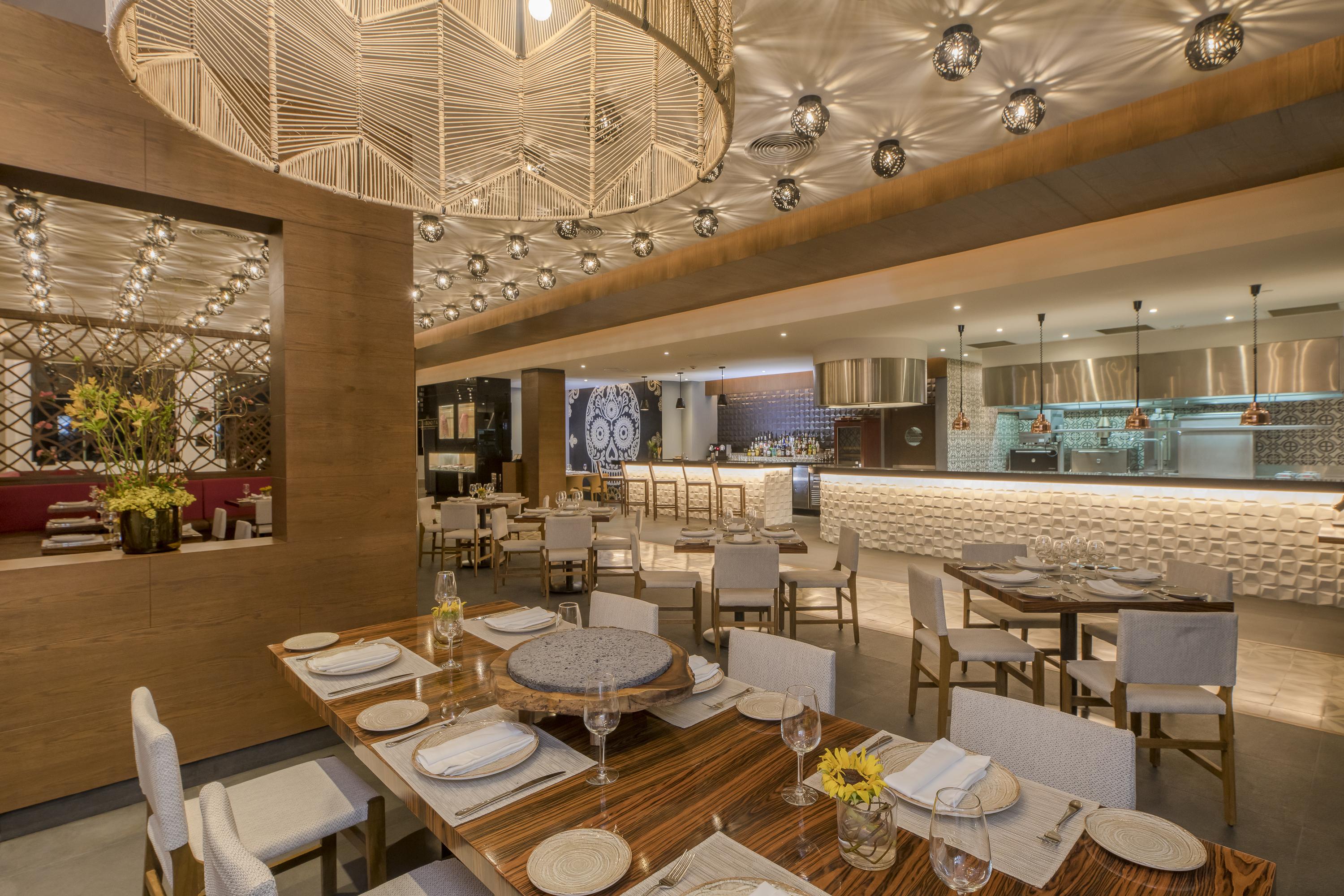 Haven Riviera Cancun (Adults Only) Alfredo V. Bonfil Экстерьер фото The interior of the restaurant
