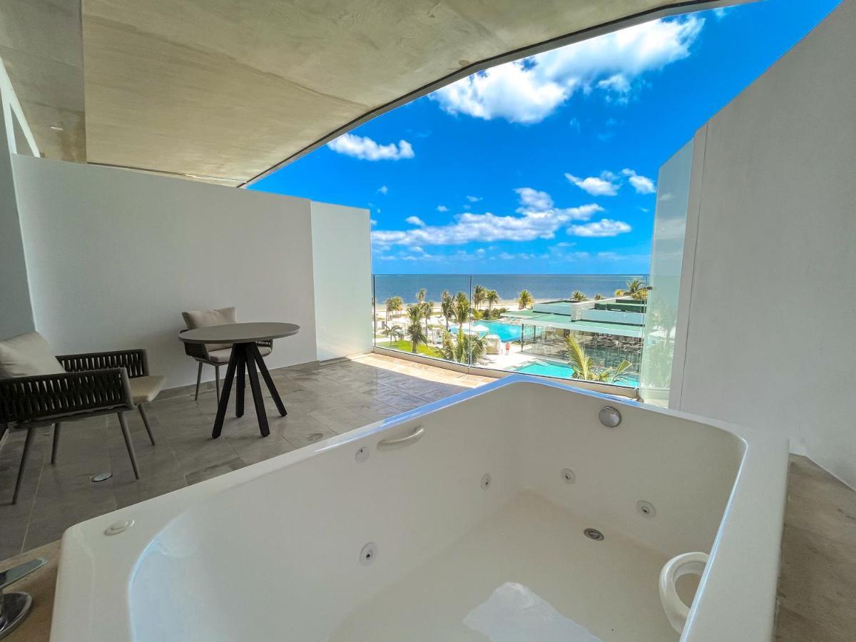 Haven Riviera Cancun (Adults Only) Alfredo V. Bonfil Экстерьер фото A view from a room at the hotel